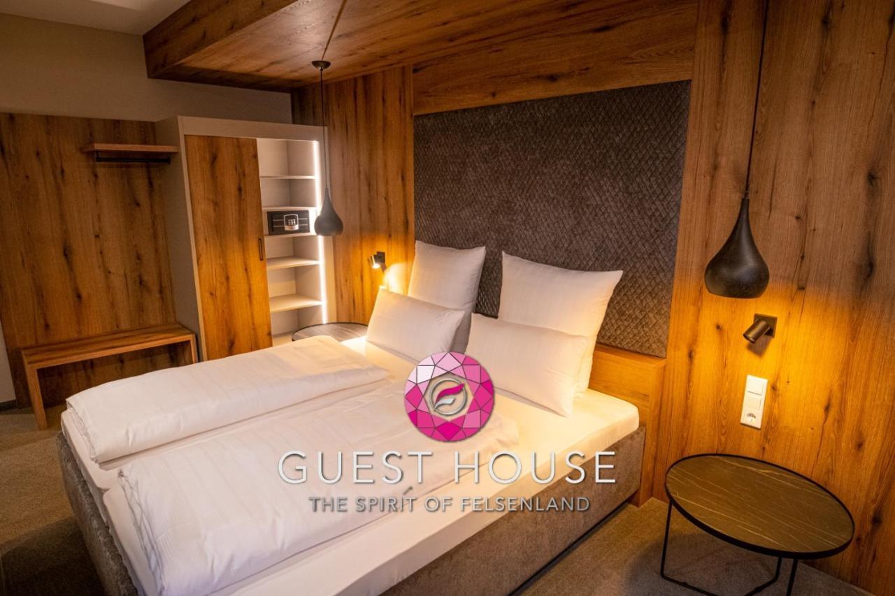 Guesthouse Felsenland Dahn Exterior foto